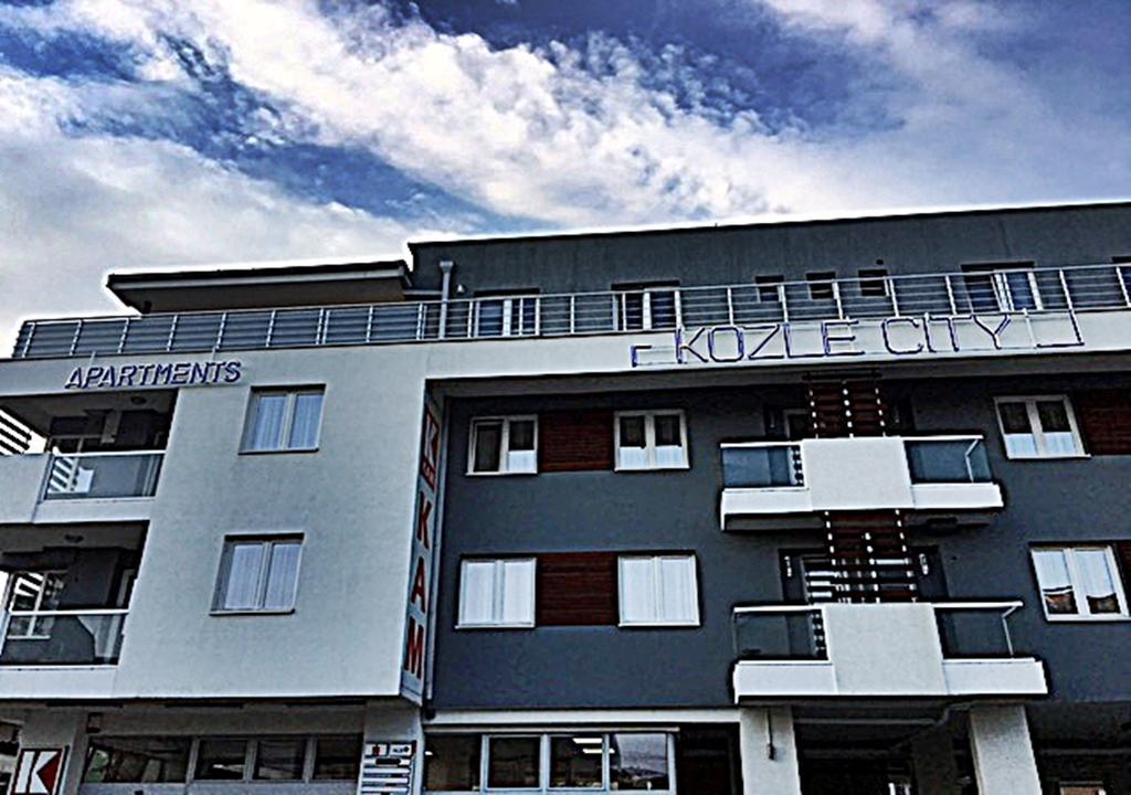 Kozle City Apartments Skopje Exteriör bild